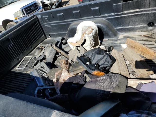 Photo 12 from auction – 2003 CHEVROLET SILVERADO with VIN 1GCEK19T63E255777