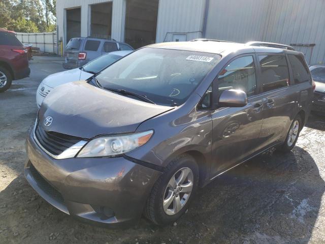 Photo 2 from auction – 2014 TOYOTA SIEANNA with VIN 5TDKK3DC5ES407373