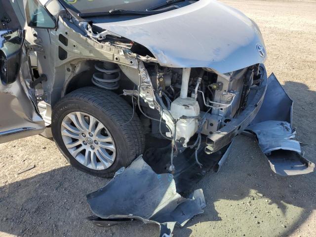 Photo 9 from auction – 2011 TOYOTA SIENNA XLE with VIN 5TDYK3DC2BS092828