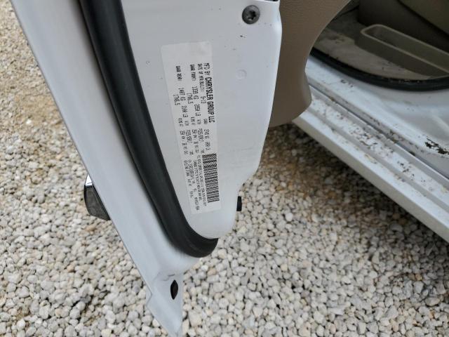 Photo 10 from auction – 2014 CHRYSLER TOWN & COU with VIN 2C4RC1BG8ER164141