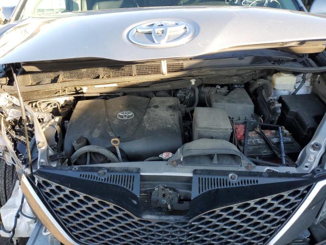 Photo 7 from auction – 2017 TOYOTA SIENNA SE with VIN 5TDXZ3DC2HS789738