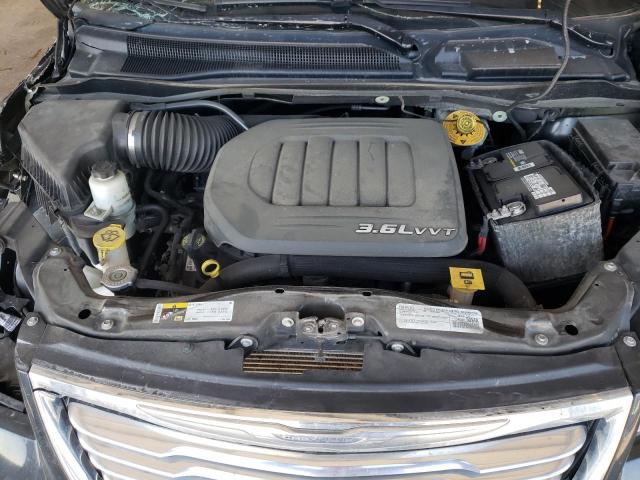 Photo 7 from auction – 2016 CHRYSLER TOWN & COU with VIN 2C4RC1CGXGR166989