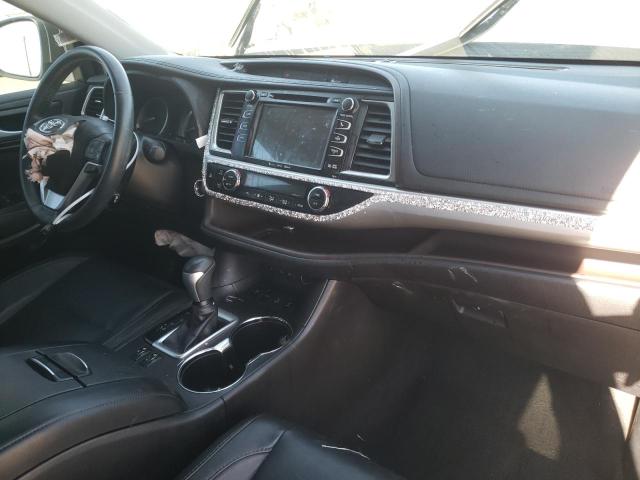 Photo 9 from auction – 2017 TOYOTA HIGHLANDER with VIN 5TDJZRFH8HS472970
