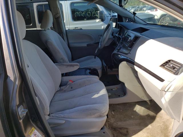 Photo 5 from auction – 2014 TOYOTA SIEANNA with VIN 5TDKK3DC5ES407373