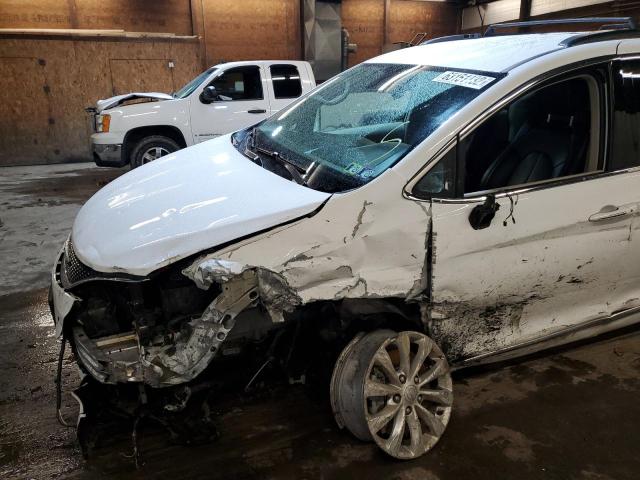 Photo 9 from auction – 2017 CHRYSLER PACIFICA T with VIN 2C4RC1BG0HR795826