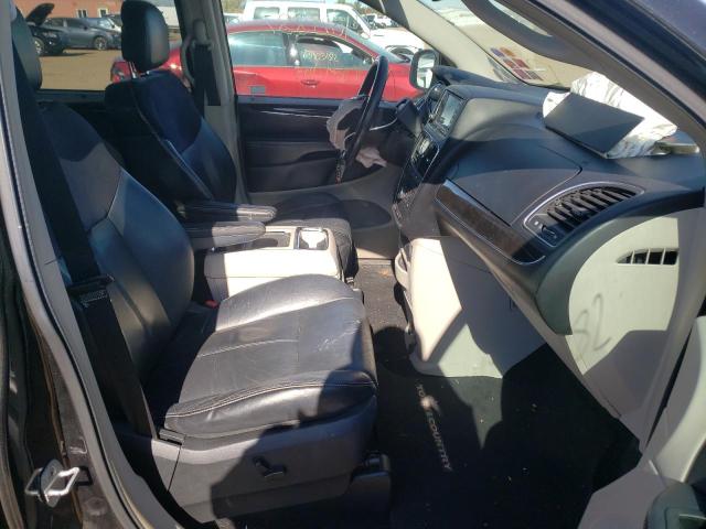 Photo 5 from auction – 2011 CHRYSLER TOWN & COU with VIN 2A4RR6DG7BR609029