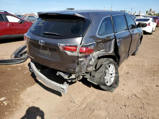 Photo 4 from auction – 2016 TOYOTA HIGHLANDER with VIN 5TDBKRFH6GS319365