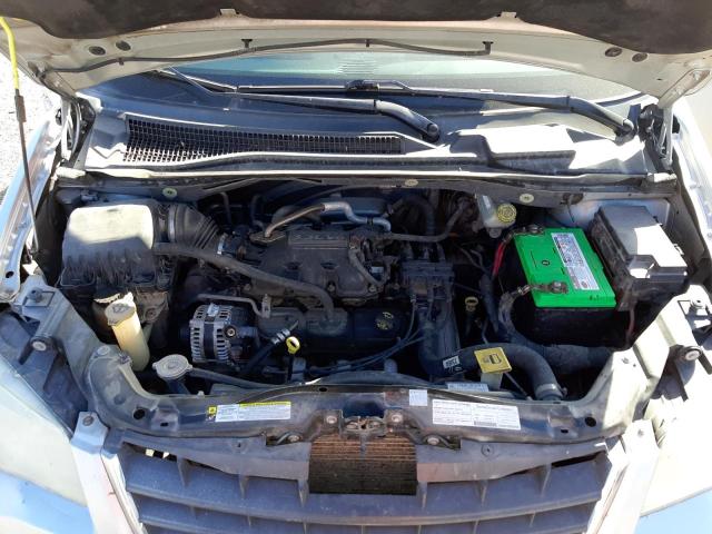 Photo 7 from auction – 2008 CHRYSLER TOWN & COU with VIN 2A8HR44H08R831606