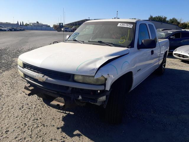 Photo 2 from auction – 2002 CHEVROLET SILVERADO with VIN 2GCEC19X421421228