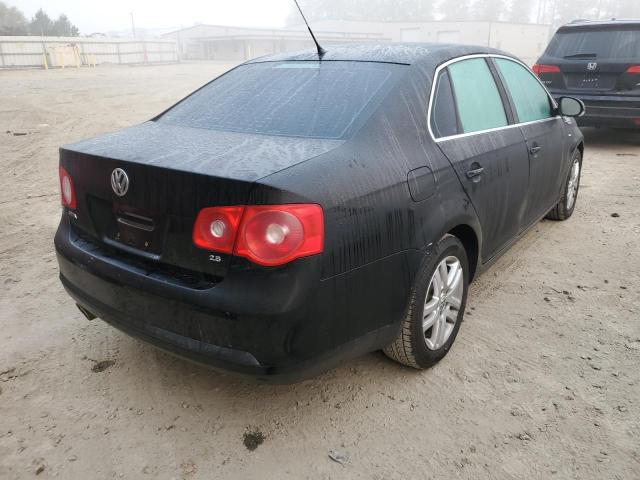 Photo 4 from auction – 2007 VOLKSWAGEN JETTA WOLF with VIN 3VWEF71K17M178355
