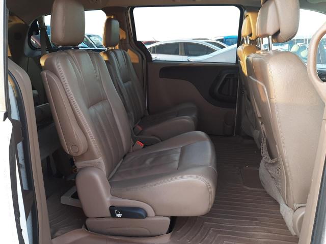 Photo 6 from auction – 2014 CHRYSLER TOWN & COU with VIN 2C4RC1BG3ER124999