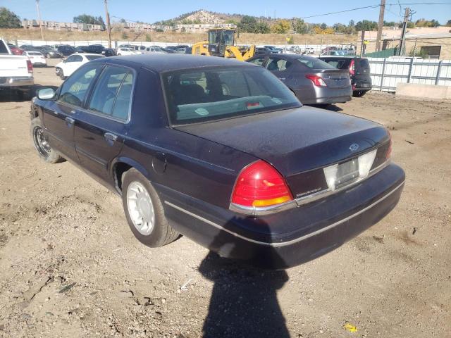 Photo 3 from auction – 2000 FORD CROWN VICT with VIN 2FAFP74W1YX194392