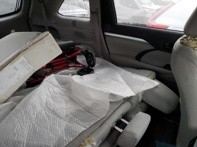 Photo 6 from auction – 2017 TOYOTA HIGHLANDER with VIN 5TDBZRFH0HS450160