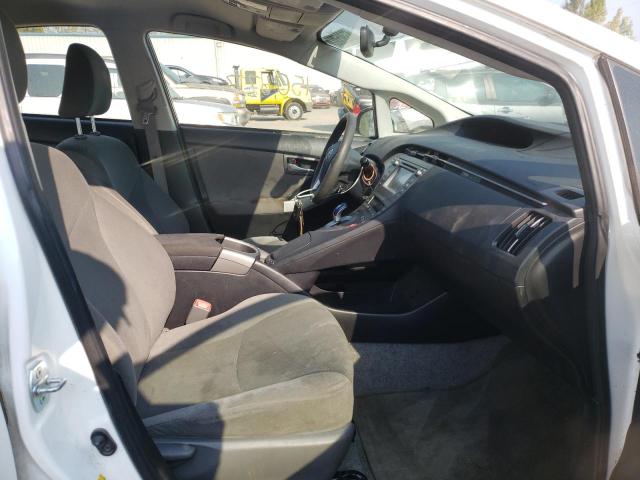 Photo 5 from auction – 2013 TOYOTA PRIUS with VIN JTDKN3DU8D5562598