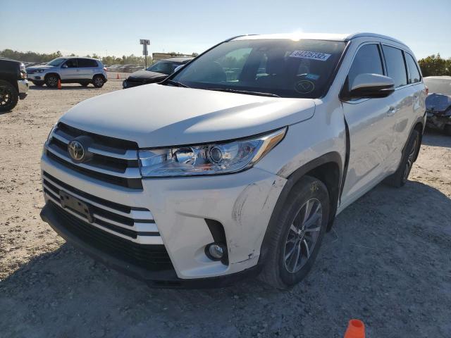 Photo 2 from auction – 2018 TOYOTA HIGHLANDER with VIN 5TDKZRFH1JS535451