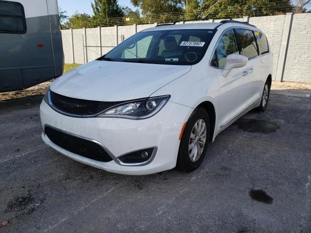 Photo 2 from auction – 2017 CHRYSLER PACIFICA T with VIN 2C4RC1BG7HR621056