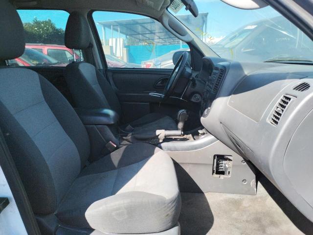 Photo 5 from auction – 2007 FORD ESCAPE XLS with VIN 1FMYU02Z87KB07617