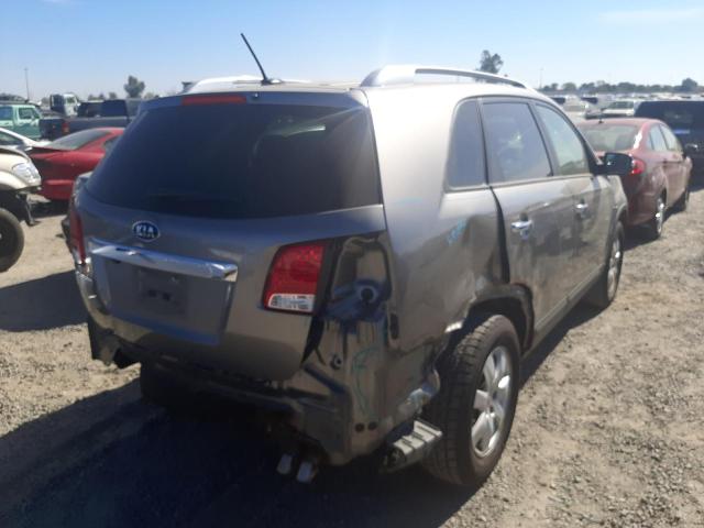 Photo 4 from auction – 2013 KIA SORENTO LX with VIN 5XYKT3A67DG418527