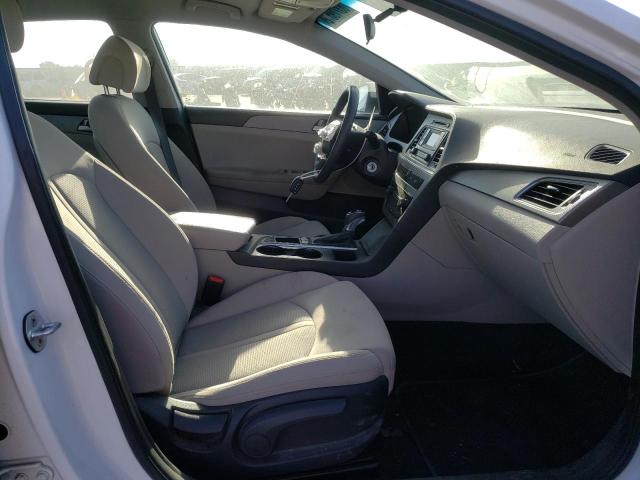 Photo 5 from auction – 2017 HYUNDAI SONATA SE with VIN 5NPE24AF6HH485852