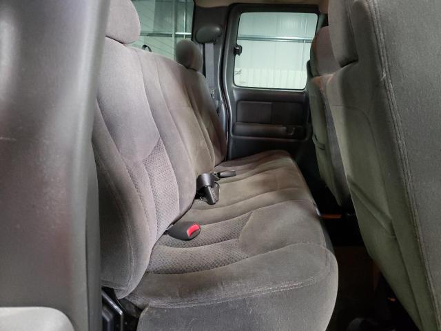 Photo 6 from auction – 2004 CHEVROLET SILVERADO with VIN 2GCEK19T841303105