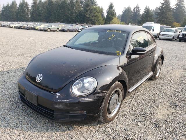 Photo 2 from auction – 2012 VOLKSWAGEN BEETLE with VIN 3VWJP7AT0CM615311