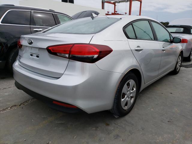 Photo 4 from auction – 2017 KIA FORTE LX with VIN 3KPFK4A71HE104295