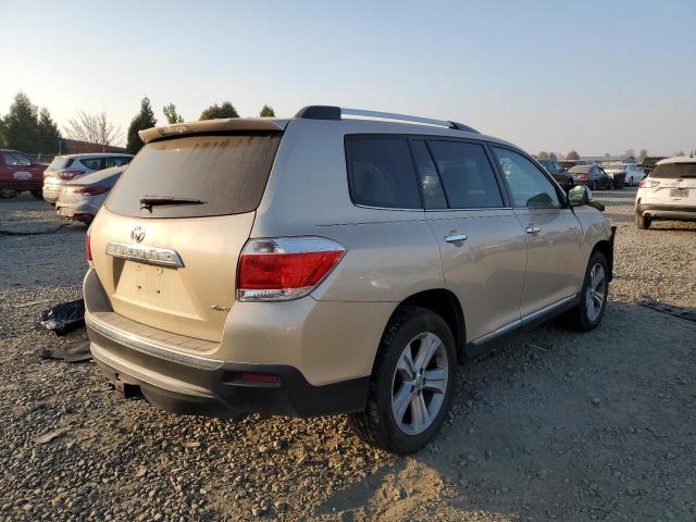 Photo 4 from auction – 2013 TOYOTA HIGHLANDER with VIN 5TDDK3EH9DS216069