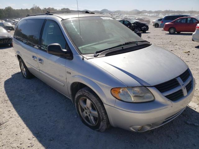 DODGE GRAND CARA 2005 with VIN 2D4GP44L55R298132 - Photo from auction