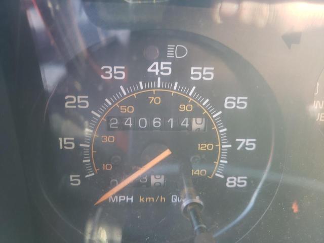 Photo 8 from auction – 1993 CHEVROLET G20 with VIN 2GBEG25K4P4126709