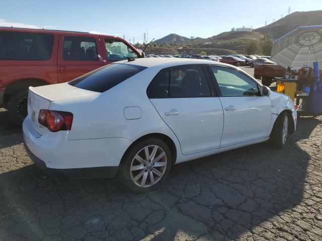 Photo 3 from auction – 2010 VOLKSWAGEN JETTA WOLF with VIN 3VWRA7AJ8AM020965