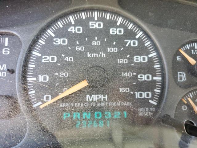 Photo 8 from auction – 2002 CHEVROLET SILVERADO with VIN 2GCEC19V621328175
