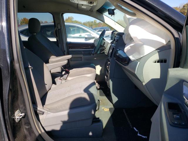 Photo 5 from auction – 2010 CHRYSLER TOWN & COU with VIN 2A4RR5D17AR200906
