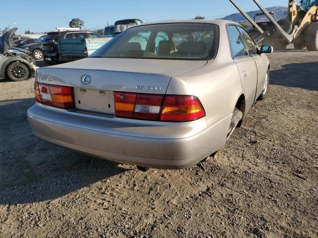 Photo 4 from auction – 1998 LEXUS ES 300 with VIN JT8BF28G3W5032567