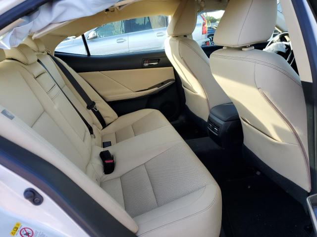 Photo 6 from auction – 2016 LEXUS IS 200T with VIN JTHBA1D27G5036643