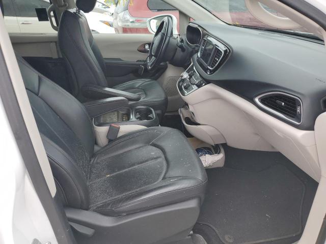 Photo 5 from auction – 2018 CHRYSLER PACIFICA T with VIN 2C4RC1BG4JR149209