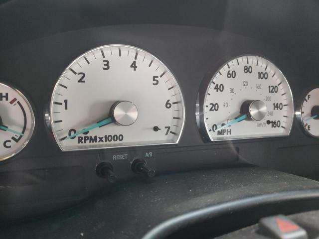 Photo 8 from auction – 2003 FORD THUNDERBIR with VIN 1FAHP60A13Y112540