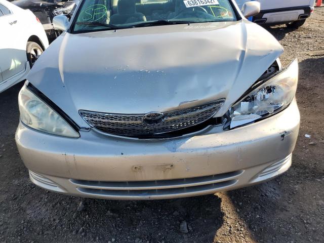 Photo 9 from auction – 2002 TOYOTA CAMRY LE with VIN 4T1BE32K12U581624