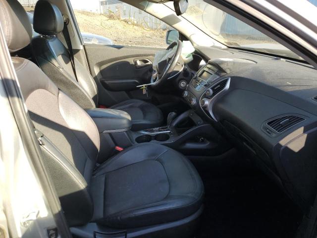 Photo 5 from auction – 2012 HYUNDAI TUCSON GLS with VIN KM8JUCAC5CU371554