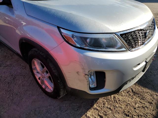 Photo 9 from auction – 2014 KIA SORENTO LX with VIN 5XYKTCA68EG534689