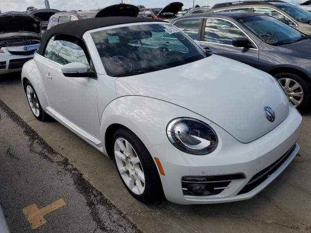 VOLKSWAGEN BEETLE S 2019 with VIN 3VW5DAAT0KM505641 - Photo from auction