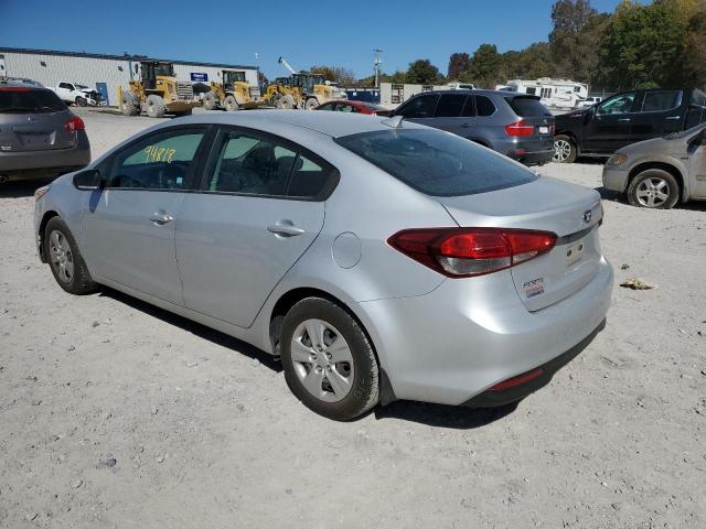 Photo 3 from auction – 2017 KIA FORTE LX with VIN 3KPFL4A79HE085265