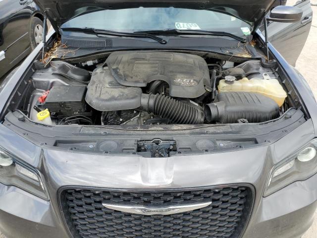 Photo 7 from auction – 2019 CHRYSLER 300 S with VIN 2C3CCABG3KH689426