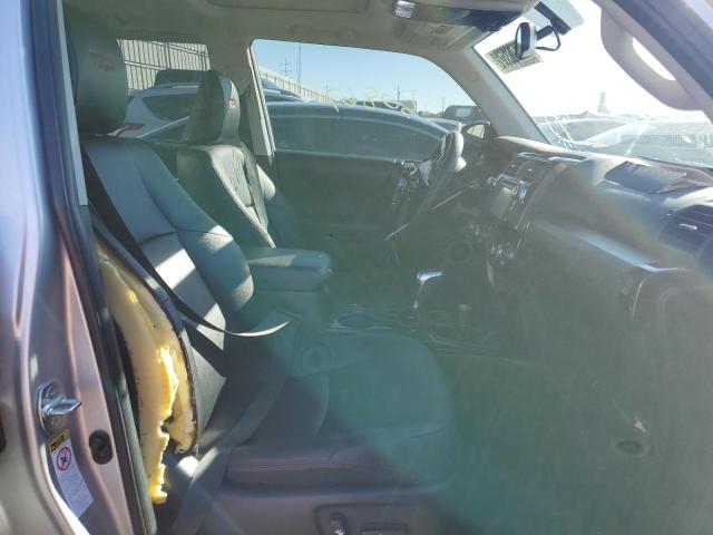 Photo 5 from auction – 2018 TOYOTA 4RUNNER SR with VIN JTEBU5JR4J5516319