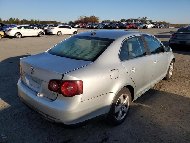 Photo 4 from auction – 2008 VOLKSWAGEN JETTA SE with VIN 3VWRM71K38M074619
