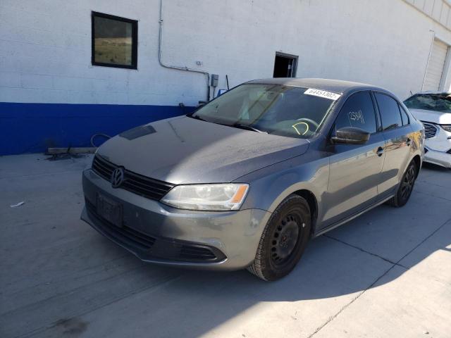 Photo 2 from auction – 2013 VOLKSWAGEN JETTA BASE with VIN 3VW2K7AJ2DM390358