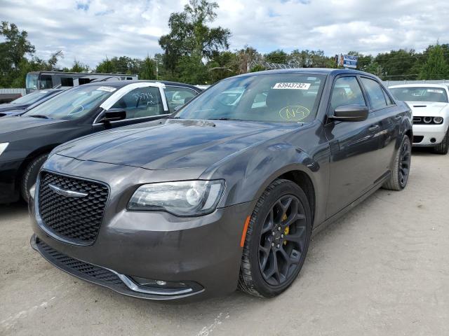 Photo 2 from auction – 2019 CHRYSLER 300 S with VIN 2C3CCABG3KH689426