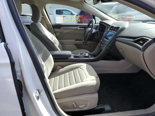 Photo 5 from auction – 2019 FORD FUSION SE with VIN 3FA6P0LU1KR134514