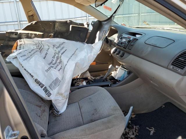 Photo 5 from auction – 2002 TOYOTA CAMRY LE with VIN 4T1BE32K82U021874