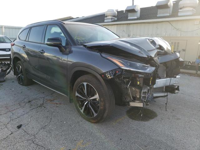 Photo 1 from auction – 2022 TOYOTA HIGHLANDER with VIN 5TDJZRBH3NS214521