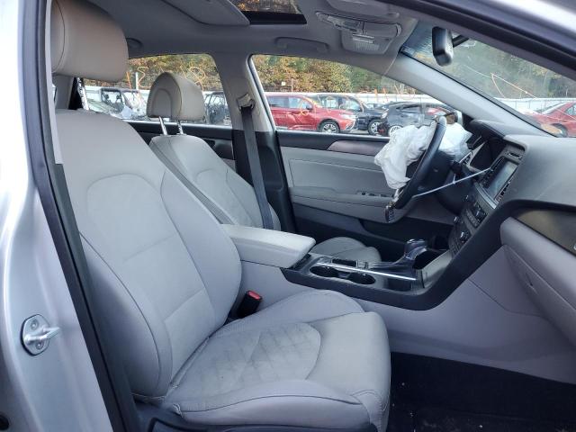 Photo 5 from auction – 2016 HYUNDAI SONATA SPO with VIN 5NPE34AF3GH344670